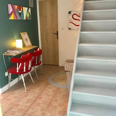 Votre Cocon Colore En Formule Logis Ou Creative Pour 1 A 4 Voyageurs * Crocy