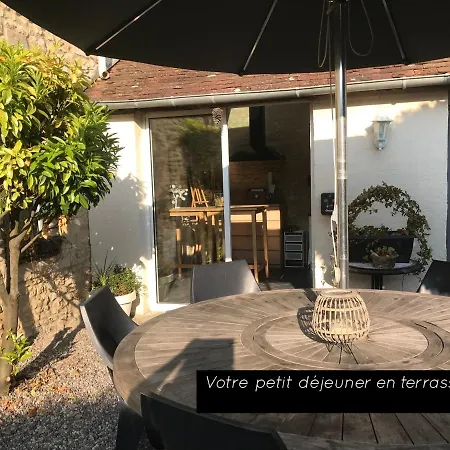 Votre Cocon Colore En Formule Logis Ou Creative Pour 1 A 4 Voyageurs Bed & Breakfast *