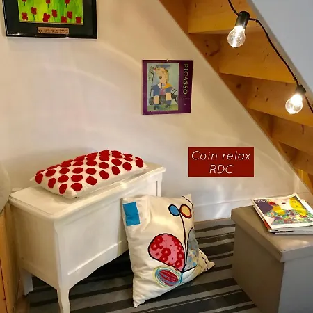 Votre Cocon Colore En Formule Logis Ou Creative Pour 1 A 4 Voyageurs Crocy